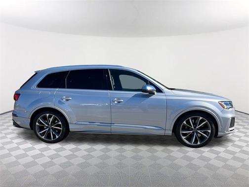 2022 Audi SQ7 4.0T Premium Plus