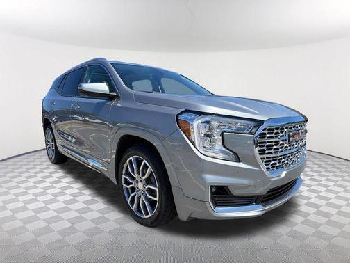 Sterling 2024 GMC Terrain Denali