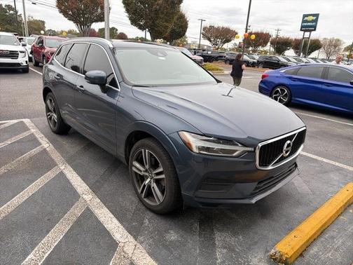 2020 Volvo XC60 T6 Momentum