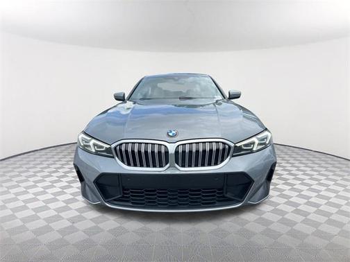 2023 BMW 330 i