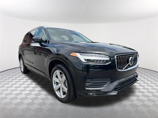 2021 Volvo XC90 T5 Momentum 7 Passenger