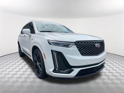 2022 Cadillac XT6 Premium Luxury AWD