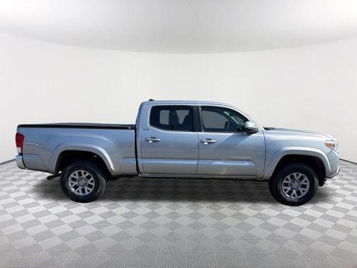 2016 Toyota Tacoma SR5