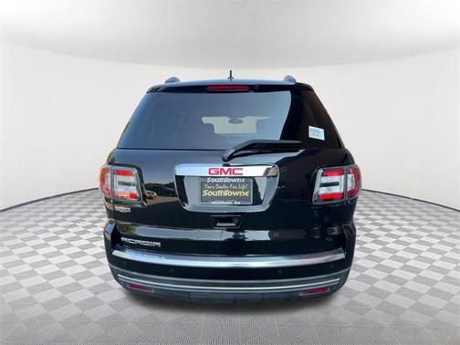 2016 GMC Acadia SLE-2