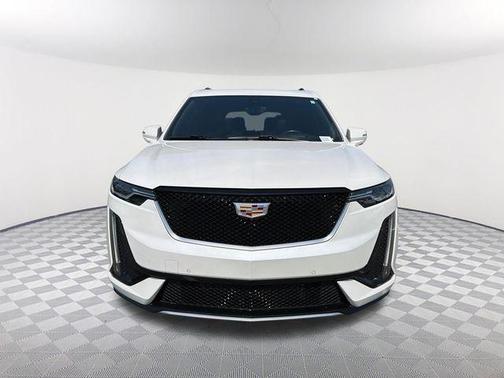 Crystal White Tri-Coat 2021 Cadillac XT6 Sport AWD