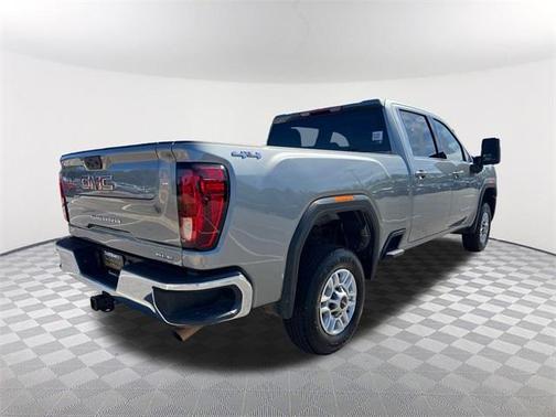 2024 GMC Sierra 2500 SLE