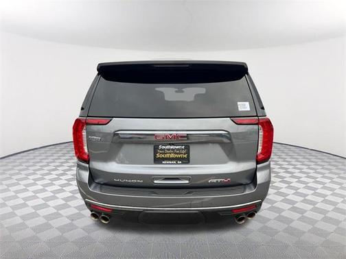 2022 GMC Yukon XL AT4