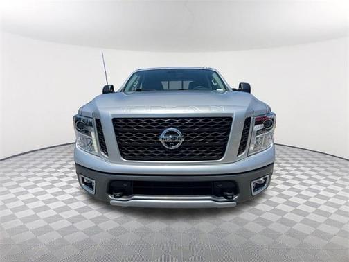 2019 Nissan Titan PRO-4X