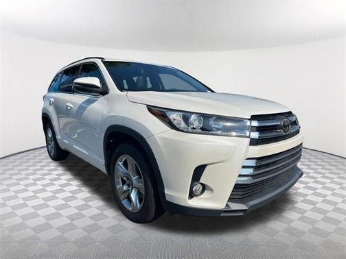 2017 Toyota Highlander Limited