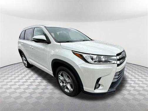 2017 Toyota Highlander Limited