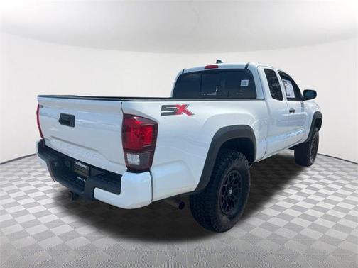 2022 Toyota Tacoma SR5