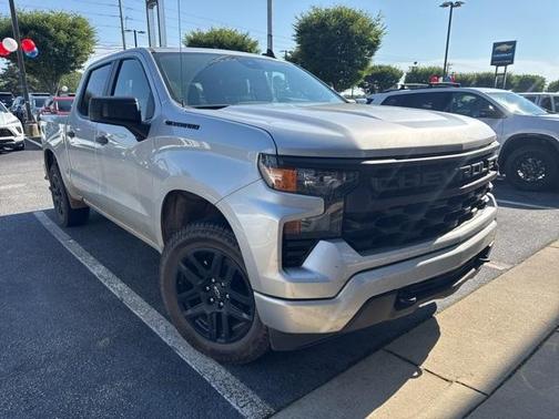 2022 Chevrolet Silverado 1500 Custom