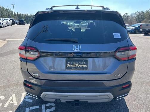 2023 Honda Pilot Elite