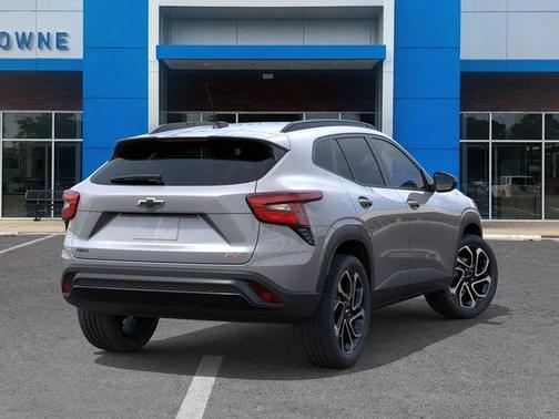 Sterling Gray Metallic 2026 Chevrolet Trax 2RS