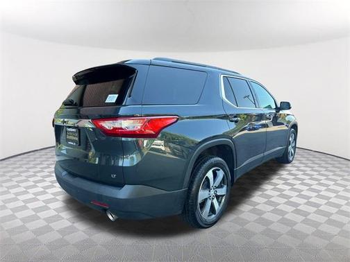 2021 Chevrolet Traverse LT Leather