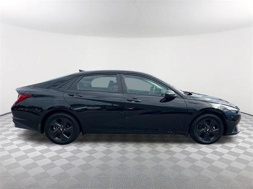 2023 Hyundai ELANTRA HEV Blue