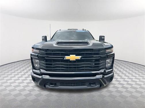 2024 Chevrolet Silverado 2500 Custom