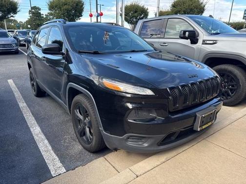2017 Jeep Cherokee Sport