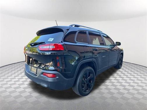 2017 Jeep Cherokee Sport