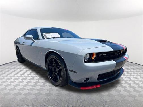 2022 Dodge Challenger R/T Scat Pack