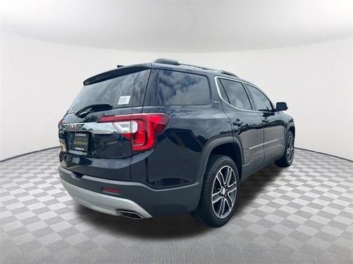 2021 GMC Acadia SLT