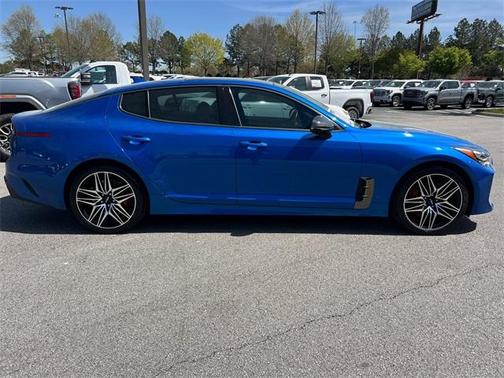 2023 Kia Stinger GT2