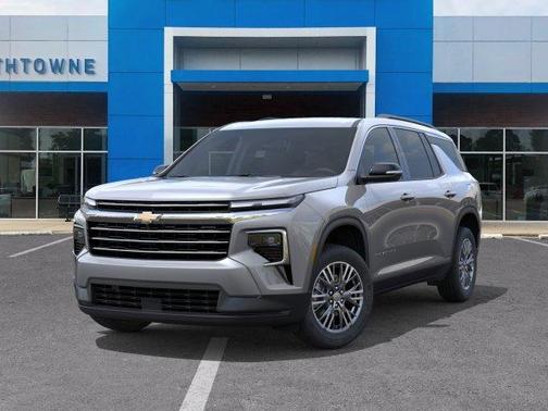 Sterling Gray Metallic 2027 Chevrolet Traverse LT