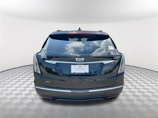 2022 Cadillac XT5 Sport