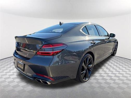 2023 Genesis G70 2.0T