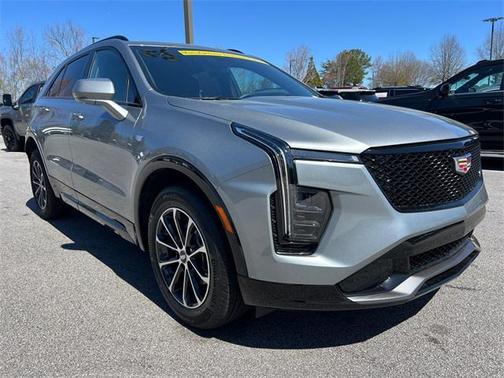 2024 Cadillac XT4 Sport