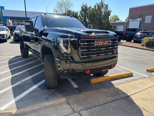 Onyx Black 2025 GMC Sierra 2500 AT4