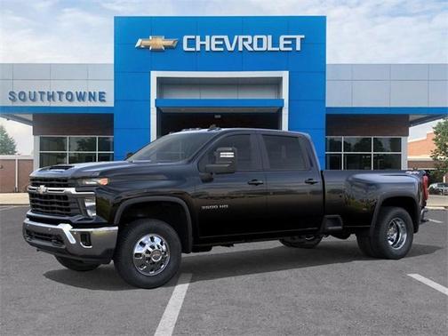 2025 Chevrolet Silverado 3500 LT