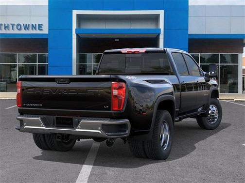 2025 Chevrolet Silverado 3500 LT