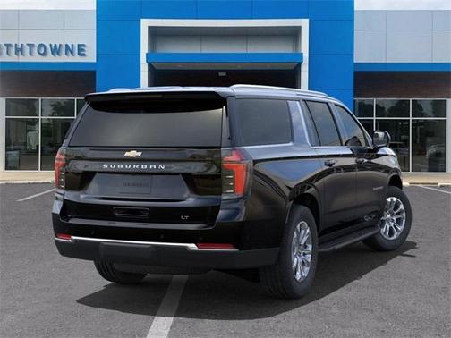 2025 Chevrolet Suburban LT