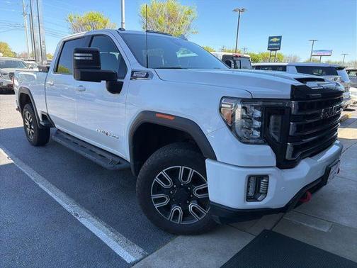 Summit White 2020 GMC Sierra 2500 AT4