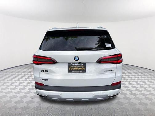 Alpine White 2023 BMW X5 sDrive40i
