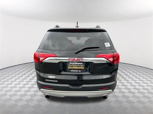 2018 GMC Acadia SLE-2