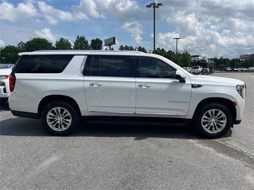 2021 GMC Yukon XL SLT