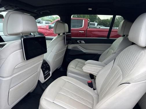 2019 BMW X7 xDrive50i