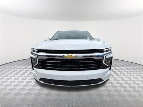 2025 Chevrolet Suburban LS