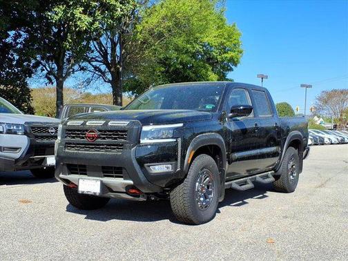 Super Black 2026 Nissan Frontier PRO-4X