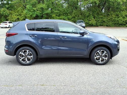 Pacific Blue 2020 Kia Sportage LX