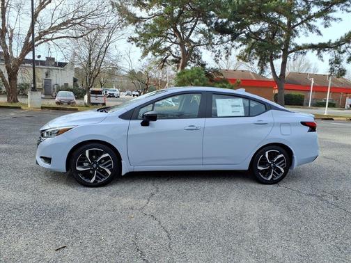 Gray Sky Pearl 2025 Nissan Versa 1.6 S