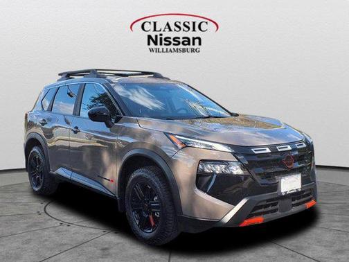 2025 Nissan Rogue Rock Creek