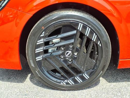 Energetic Ember/Super Black 2026 Nissan Sentra SR