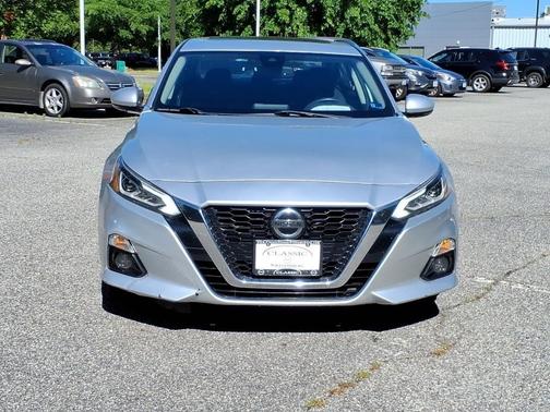 Brilliant Silver Metallic 2020 Nissan Altima 2.5 SL