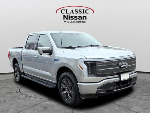 2024 Ford F-150 Lightning LARIAT