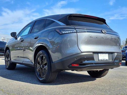2025 Nissan Murano SV