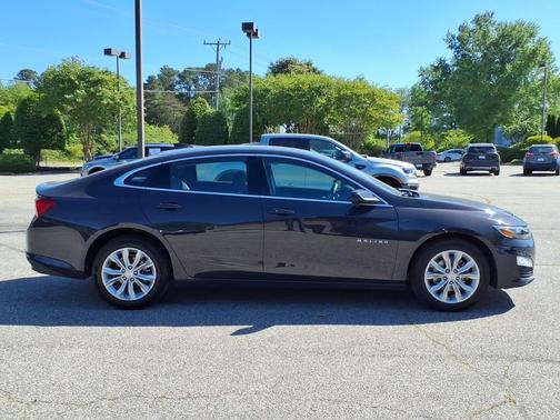 Night Shade Metallic 2025 Chevrolet Malibu FWD 1LT
