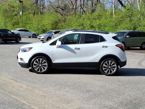 Summit White 2019 Buick Encore Essence